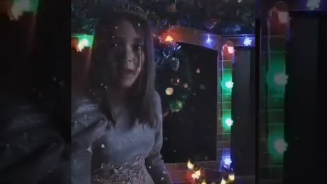 Здравствуй дедушка Мороз! Онлайн стихотворения Бубнова Анастасия смотреть онлайн