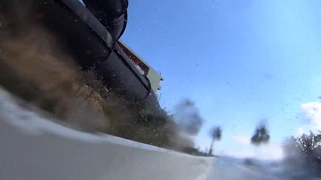 White Shark Water Slide at Star Beach Water Park смотреть онлайн