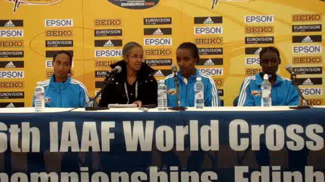 Tirunesh Dibaba meets the press смотреть онлайн