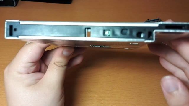 Жесткий диск или SSD в DVD-ROM ноутбука. Optibay (Оптибэй) 12.7 мм SATA 3.0 2nd HDD Caddy 2.5 смотреть онлайн