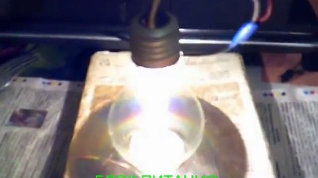 САМОДЕЛЬНЫЙ СВЕТИЛЬНИК ИЗ ЛАМПЫ смотреть онлайн