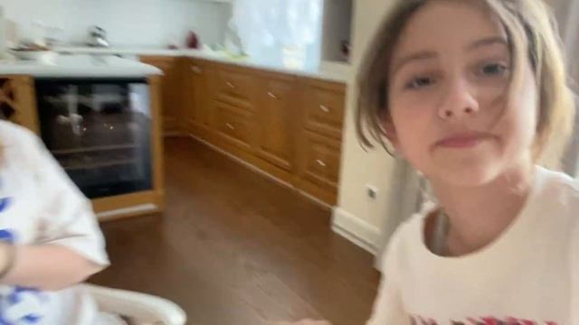 ВЛОГ/НОЧЁВКА У ПОДРУГИ/ не виделись пол года?‼️