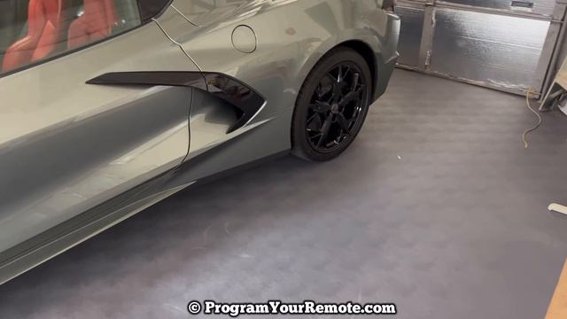 2020 - 2024 Chevy Corvette Dead Key Fob Unlock - How To Open & Start Chevrolet C8 Bad Remote Batter смотреть онлайн