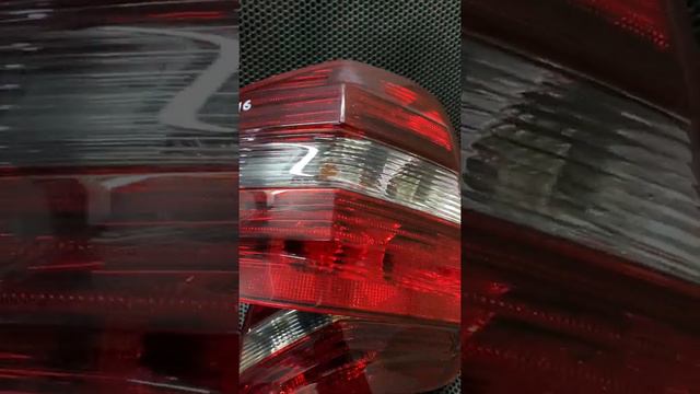 Комплект фонарей Mercedes ML 164 смотреть онлайн