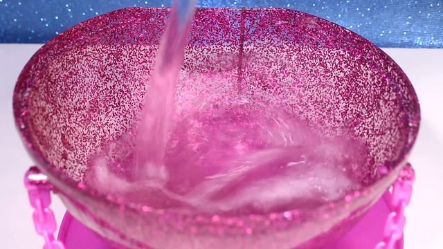 АНДЖЕЛА НАШЛА КРОЛИКА: ПУШИСТИК-ПОТЕРЯШКА цветочный кролик / Свидание Барби и Кена испорченно смотреть онлайн