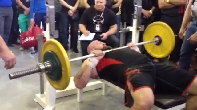 Сергей Бадюк, жим 75кг 63 раза смотреть онлайн