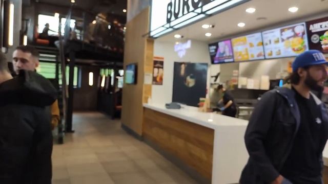Burger King in Minsk Belarus ?? (Cost Of Living, Prices and Menu) смотреть онлайн