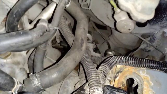 CÓMO CAMBIAR SENSOR DE VELOCIDAD DEL NISSAN TIIDA | Tutorial 1 смотреть онлайн