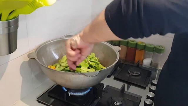 Стручковая фасоль с овощами, вкусно и полезно! смотреть онлайн