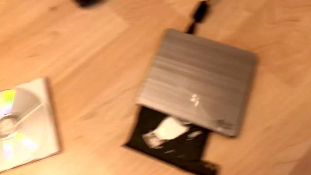 The Worst External USB DVD Player - Hitachi-LG GP60 смотреть онлайн