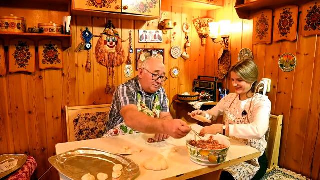 Мы живём в Якутии, выпуск третий "Натощак и песня не поётся". Часть первая "Китайские пельмени". смотреть онлайн