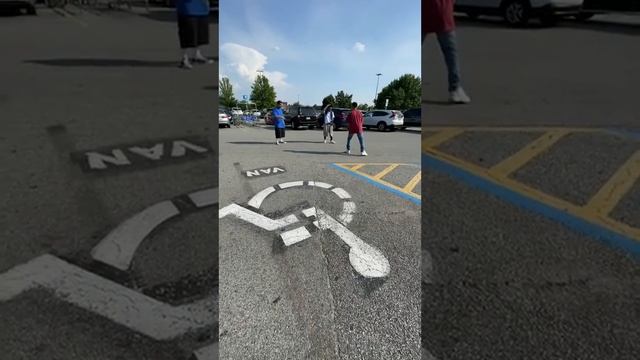 Surenos get punked by Norteno смотреть онлайн