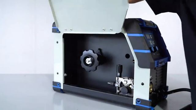 AZZUNO 200A MIG Welder