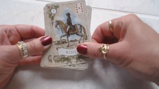 Traceyhd's Review Of The Old Style Lenormand Deck смотреть онлайн