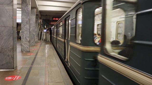 Номерной отправляется со станции Профсоюзная | Калужско-Рижская Линия | метрополитен warshy смотреть онлайн