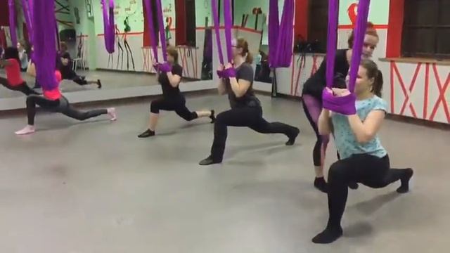 Танцы на полотнах разминка смотреть онлайн
