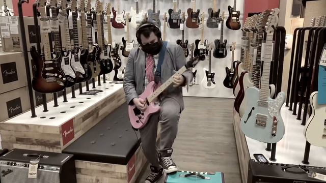 Fender Mustang Micro смотреть онлайн