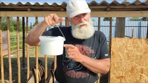 Делаю временный загон для коз