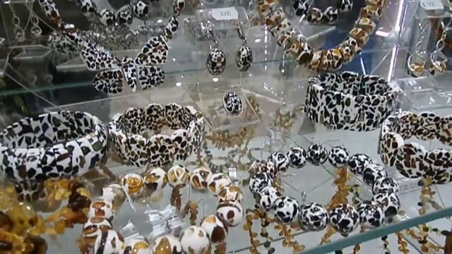 А вы видели белый янтарь в Лазаревском? смотреть онлайн