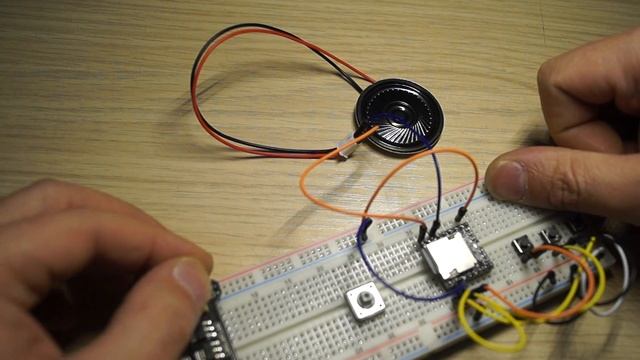 Модуль MP3 плеера DFPLayer Mini смотреть онлайн