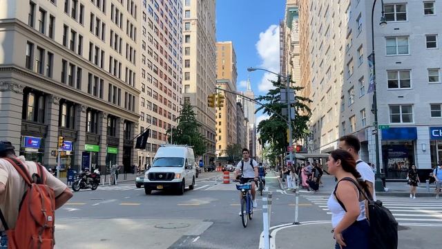 【4K】WALK 14th Street Union Square NEW YORK USA vlog 4k video смотреть онлайн