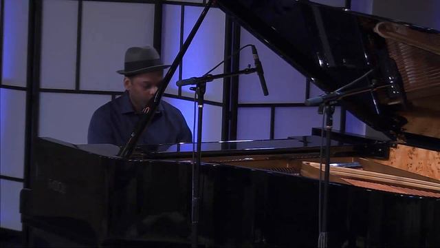 Afro Brazilian Carnival - A Brazilian Tango смотреть онлайн