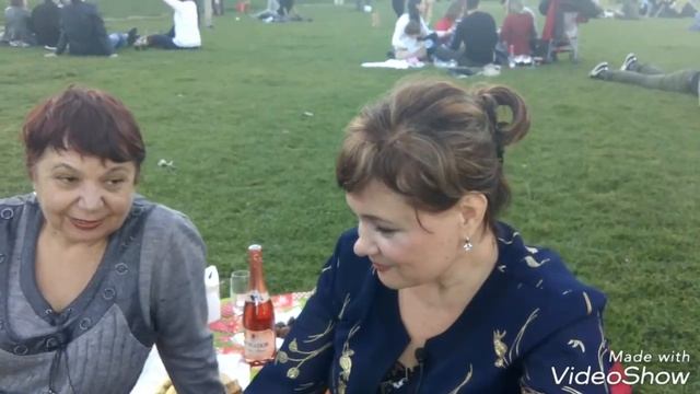 В Париже Такое могут учудить только русские смотреть онлайн