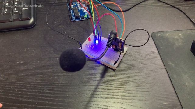 Demonstration: Geeetech Voice Recognition Module w/LEDs for Arduino смотреть онлайн