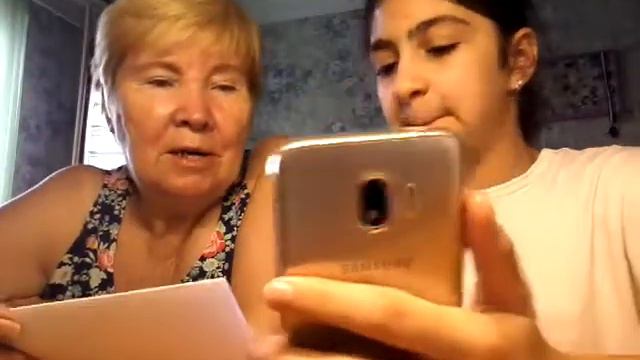 Учу бабушку различать bts❤❤❤ смотреть онлайн