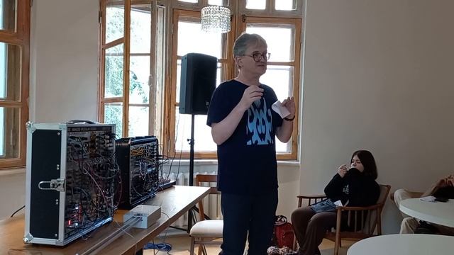 Модульный аудиосинтез: история и практика. Лекция Евгения Кормильцева. смотреть онлайн