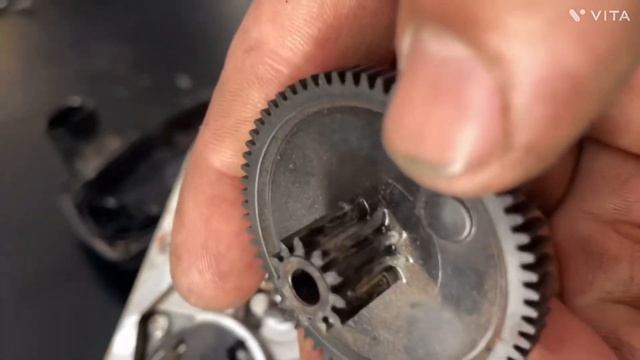 FORD KA 3 CILINDROS NÃO ACELERA !LUZ DE INJEÇÃO ACENDEU! TROCA DA ENGRENAGEM DA TBI смотреть онлайн