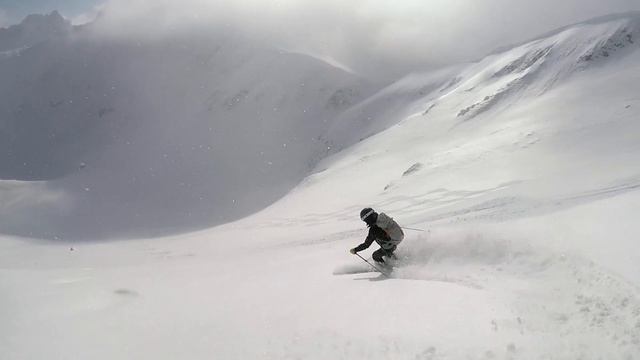 Backcountry Tour with Martin in St. Anton am Arlberg смотреть онлайн