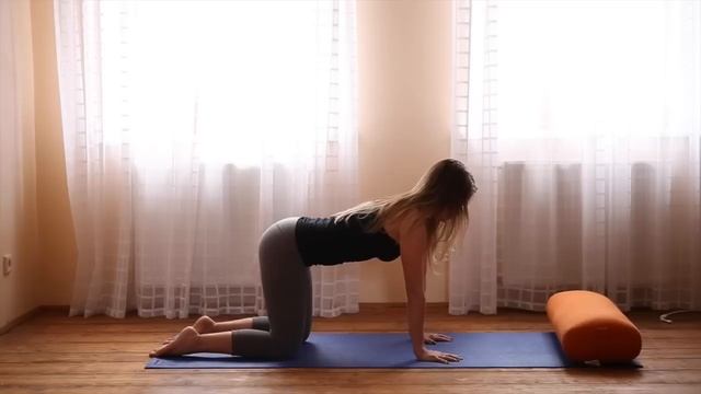 10 Min Gentle Yoga For Neck & Shoulders