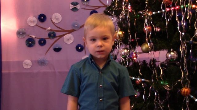 Гапусенко Антон. Стихотворение "Снеговик" 4 года.2021г. смотреть онлайн