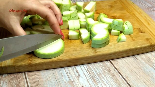 Ужин на скорую руку. Простой и быстрый рецепт куриного филе с кабачками на сковороде. #368 смотреть онлайн