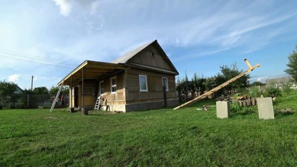 Поменял шифер , сделал торцевые планки