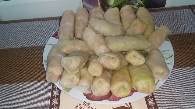 Морозилку потрохи розвантажую.Кручу голубці смотреть онлайн