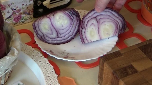 Мои любимые луки — Крымский, Эксибишен, Шалот. смотреть онлайн