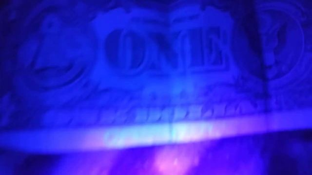 Как отличить фальшивый фальшивые доллары от не фальшивых смотреть онлайн