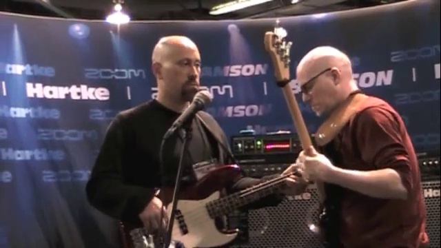 Bass Musician Magazine - Bill Clements Jamming at the Hartke Booth at Winter NAMM 2011 смотреть онлайн
