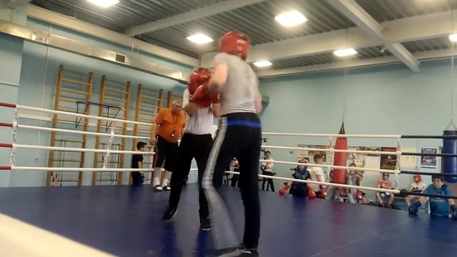 Артур Гриненко бокс ,спаринг с Арамиком ,в Песчанокопске смотреть онлайн