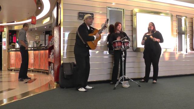 Путешествие по Миру: музыканты на пароме Таллин-Стокгольм Tallin Stockholm смотреть онлайн