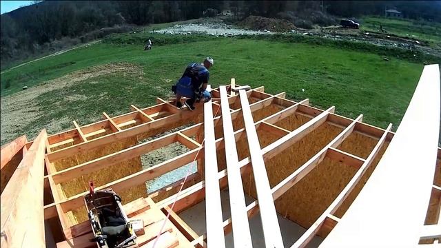 Стропила. Запил сдвоенного хребтового стропила. часть 1 смотреть онлайн