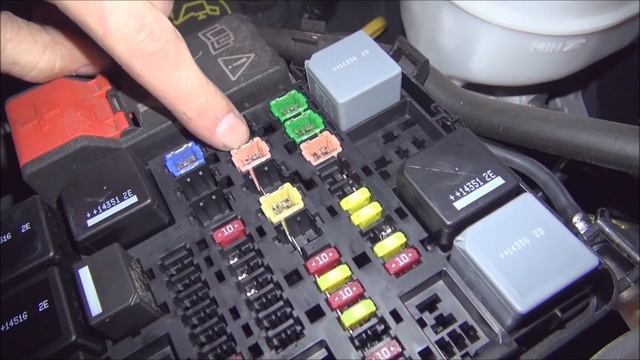 2015 Transit 150 & 250 Starter Fuse and Relay Location смотреть онлайн