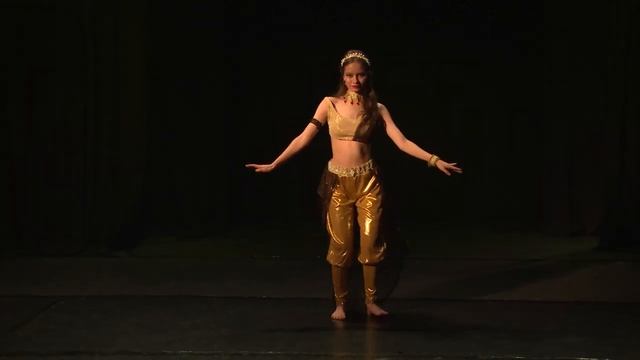 Топорова Лиза - "Танец охотницы" @ Tribal Universe Open Stage Party 2022 смотреть онлайн