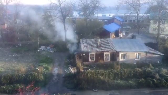 Частный дом в Южно-Сахалинске окутал пар смотреть онлайн