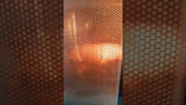 what happens when you microwave marshmellow ? **shocking** смотреть онлайн