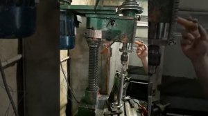 Нарезание резьбы на сверлильном станке