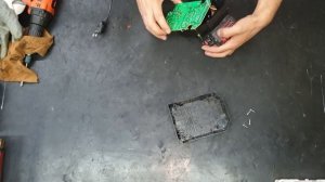 Repair Charger Bosch AL 1820 CV, water damage