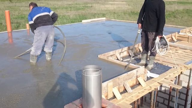 Заливают монолитное перекрытие смотреть онлайн